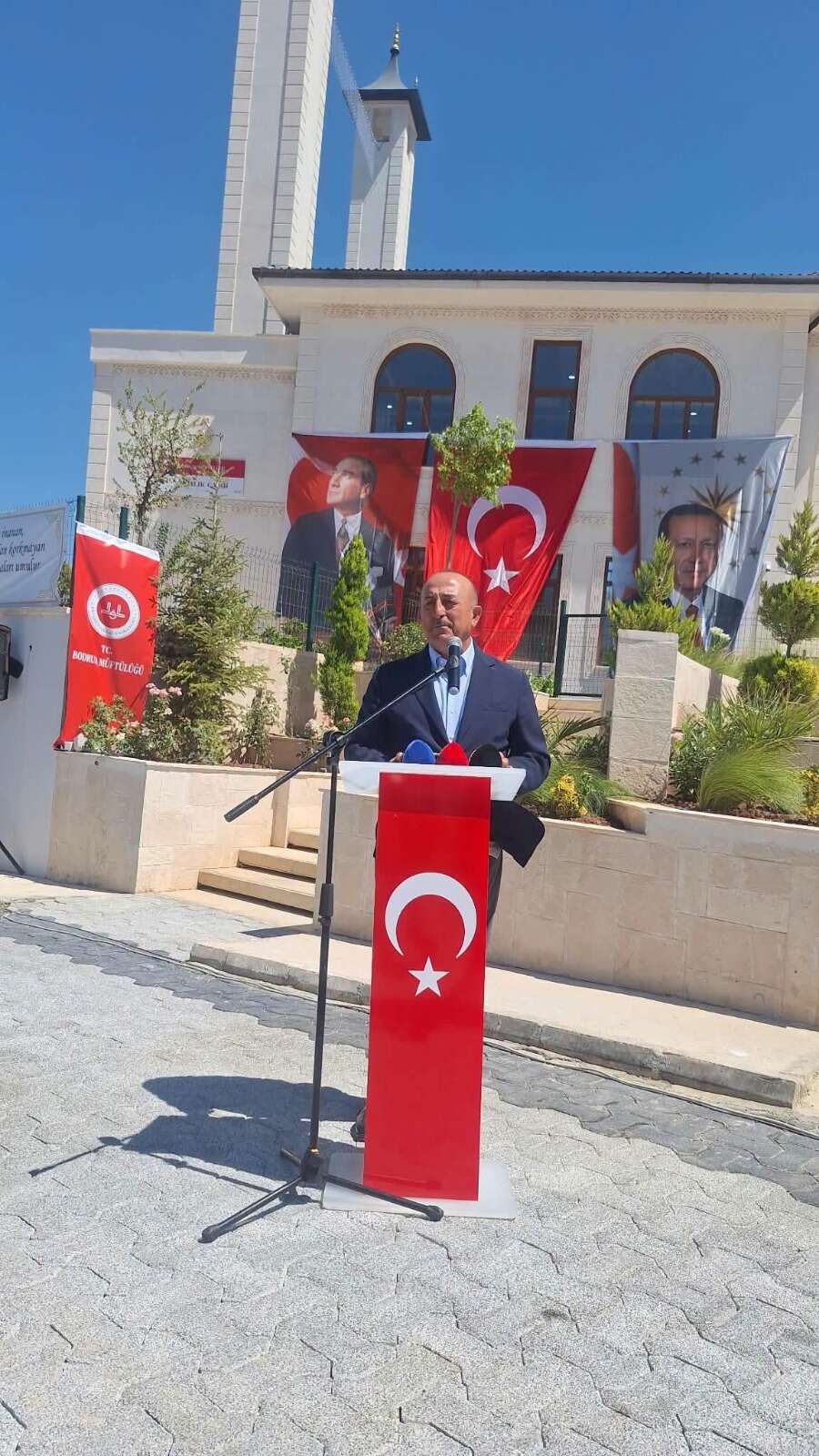Eski Bakan Mevlüt Çavuşoğlu Bodrum’da: Çamlık Mahallesi Camii Dualarla İbadete Açıldı 4